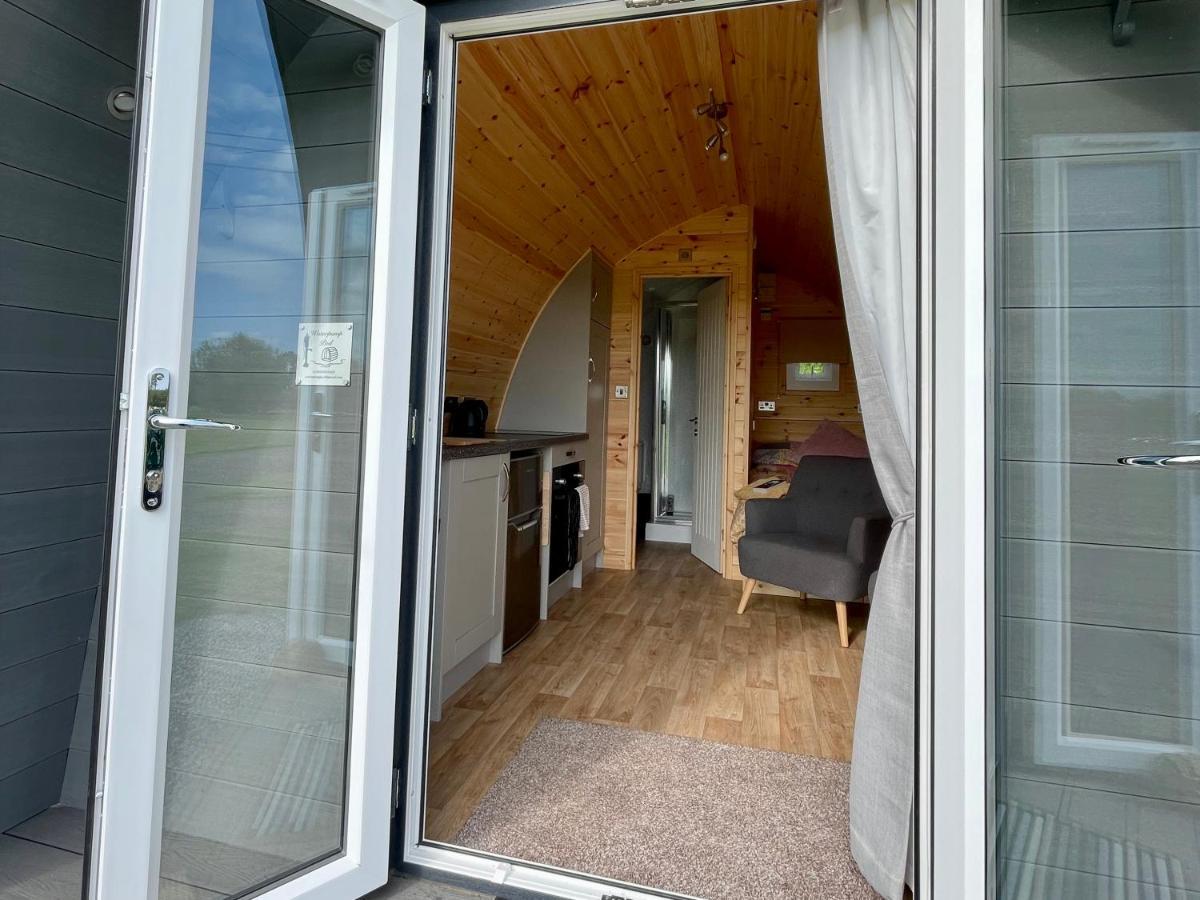 Waterpump Pod For 2 Adults With Ensuite In The Suffolk Countryside Badingham المظهر الخارجي الصورة